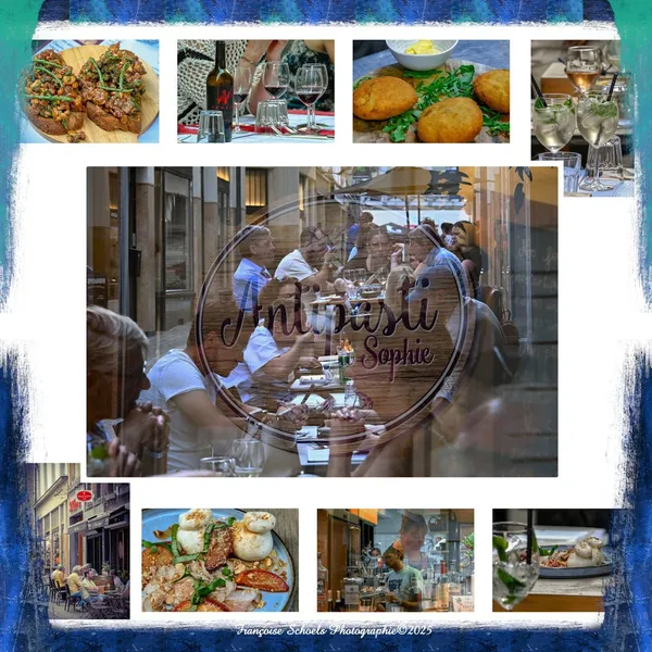 La maison en couleurs : la terrasse du passage, les assiettes et le comptoir du bar à manger